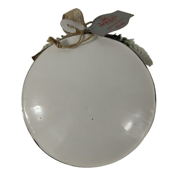 Holiday Time Christmas Decorations 2 Pack Round Merry Christmas Santa Claus New - Picture 5 of 5